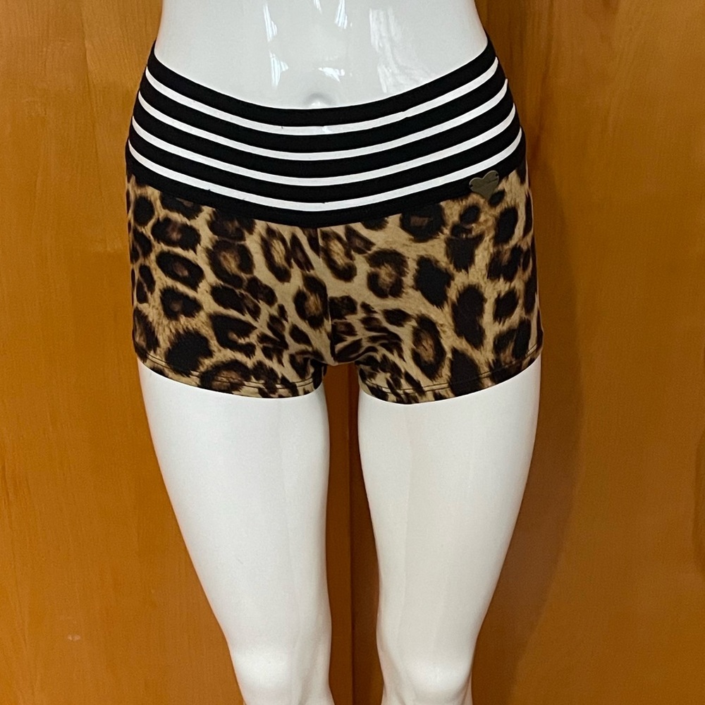 Cute Booty Lounge Leopard Shorts Size Small Cheetah Animal Print